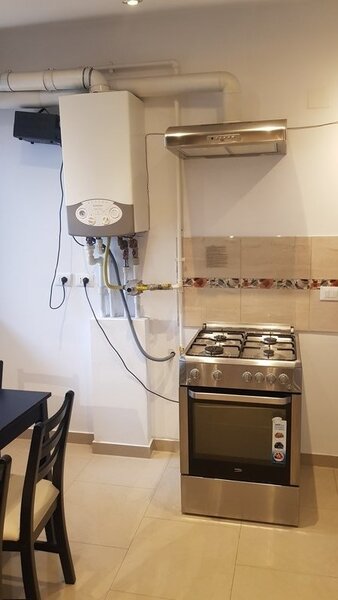 Militari, Moinesti, intersectie bd. Timisoara,